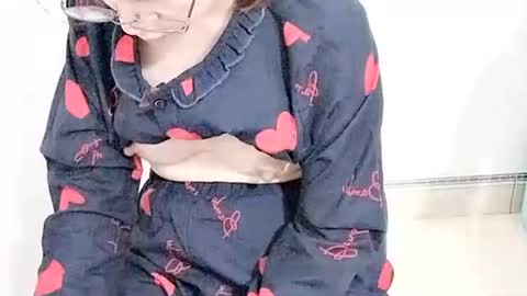 sexy8685 online show from December 5, 10:49 am