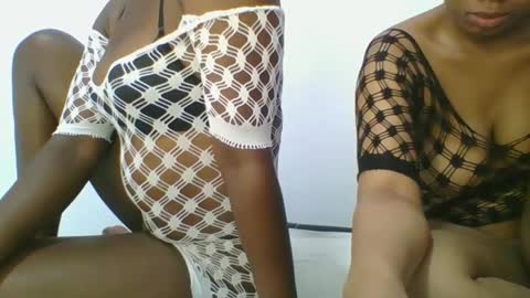 Snapshot of sexy__rhian chatting on January 6, 10:35 am sexy rhian online show from January 6, 10:35 am