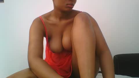 Snapshot of sexy__rhian chatting on January 19, 4:54 am sexy rhian online show from January 19, 4:54 am