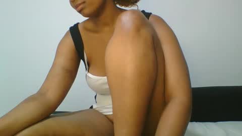 Snapshot of sexy__rhian chatting on January 7, 6:45 pm sexy rhian online show from January 7, 6:45 pm