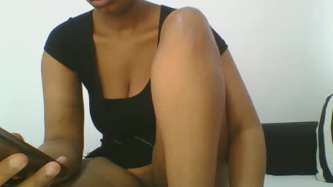 Snapshot of sexy__rhian chatting on January 2, 6:07 am sexy rhian online show from January 2, 6:07 am