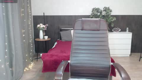 Alexia online show from October 30, 11:00 am