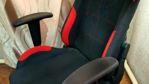 Jessica  Face only in pvt or in snapchat Dont ask more.... online show from February 9, 11:45 am