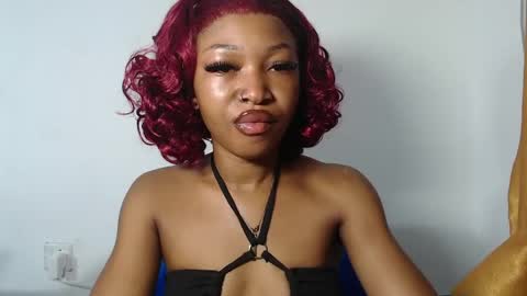 sexy_bluey247 online show from May 26, 4:01 am
