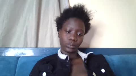 sexy_butty01 online show from October 18, 1:19 am