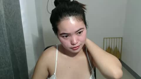 Snapshot of sexy_candy69x chatting on October 14, 12:35 am sexy_candy69x online show from October 14, 12:35 am