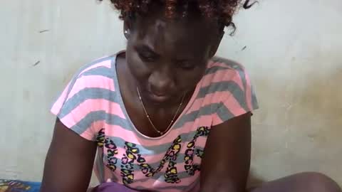 Snapshot of sexy_candy9 chatting on October 7, 2:43 pm sexy_candy9 online show from October 7, 2:43 pm