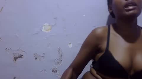 sexy_claude96 online show from January 24, 11:56 pm