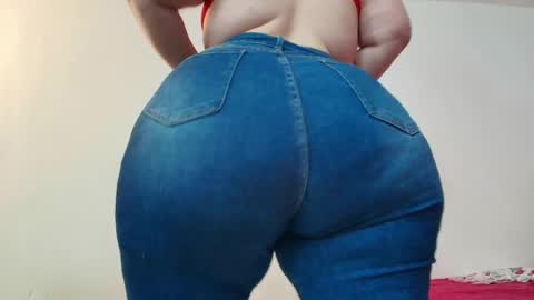 Snapshot of sexy_curvi chatting on January 27, 6:20 pm karla instagram online show from January 27, 6:20 pm