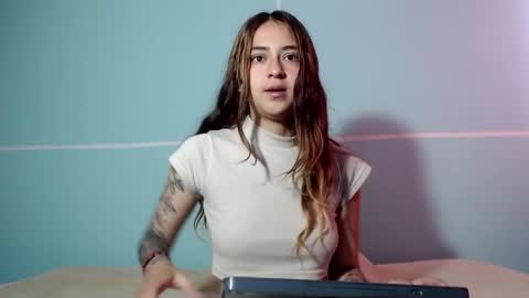 Antonella online show from March 8, 1:15 pm