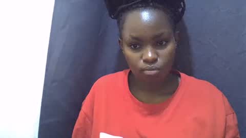 sexy_lyne23 online show from June 16, 5:08 am