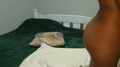 sexy_moh1 online show from September 24, 6:12 am