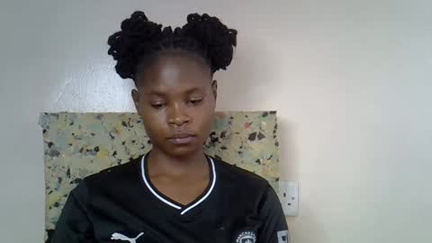 Molyne online show from March 25, 3:04 pm