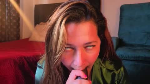 sexy_valeshca online show from October 29, 5:15 pm