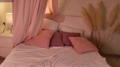 sexy_witches online show from March 2, 5:41 am