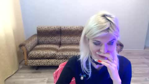 sexybeatriice online show from January 9, 7:35 am