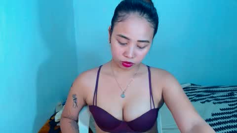 Snapshot of sexyhotbojean chatting on March 11, 9:15 pm jean online show from March 11, 9:15 pm