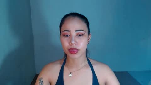 Snapshot of sexyhotbojean chatting on March 4, 10:13 am jean online show from March 4, 10:13 am