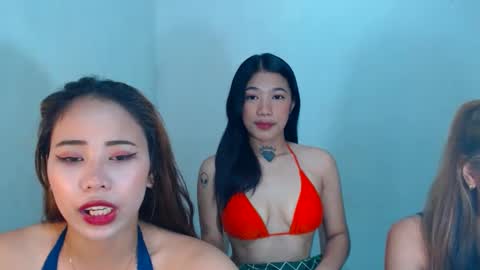 Snapshot of sexyhotbojean chatting on February 14, 4:37 am jean online show from February 14, 4:37 am