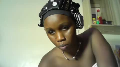 sexykira11 online show from July 21, 9:15 pm