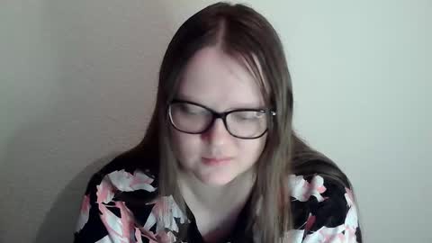 Kate online show from December 10, 1:55 pm