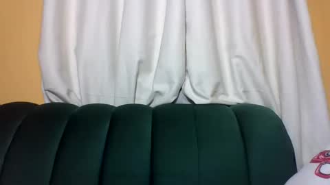 sexylo52 online show from May 23, 1:59 am