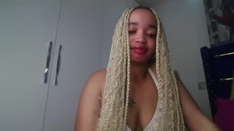 mel online show from March 11, 7:27 pm