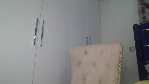 mel online show from February 28, 11:59 pm