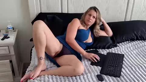 Sara online show from February 25, 8:40 pm