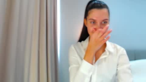 Snapshot of sexymymeow chatting on October 20, 4:59 am SexyMyMeow online show from October 20, 4:59 am