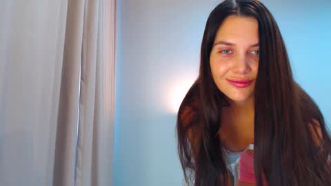 Snapshot of sexymymeow chatting on January 9, 6:17 am SexyMyMeow online show from January 9, 6:17 am