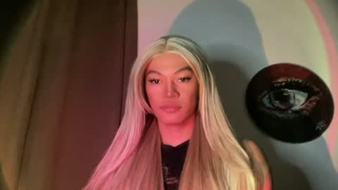 LIEZEL online show from June 14, 3:30 am