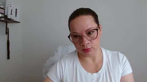 Snapshot of sexypsychologist chatting on January 19, 12:50 pm Sexy Psychologist online show from January 19, 12:50 pm