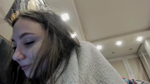 shadow_raffi online show from December 18, 2:49 pm