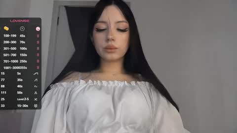 Shae online show from June 2, 8:37 am