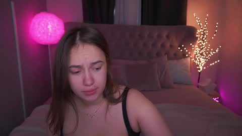 Lessi online show from January 24, 8:02 am