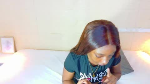 Catalina online show from April 14, 7:14 pm