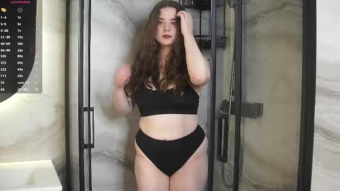 Maya3 online show from November 21, 11:01 am