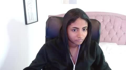 shanelle online show from November 4, 3:11 am