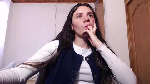 shanel_lozano online show from February 5, 9:18 pm