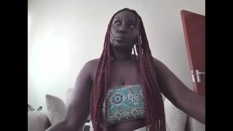 shania_lover online show from May 18, 8:53 am