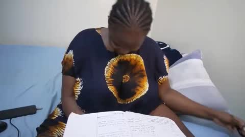 shanny_123 online show from February 10, 2:09 pm