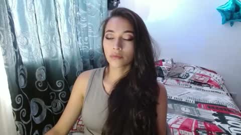 shantal_d03 online show from November 4, 8:47 pm