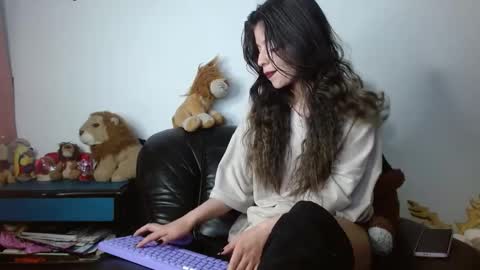 Shantal online show from March 29, 12:53 am