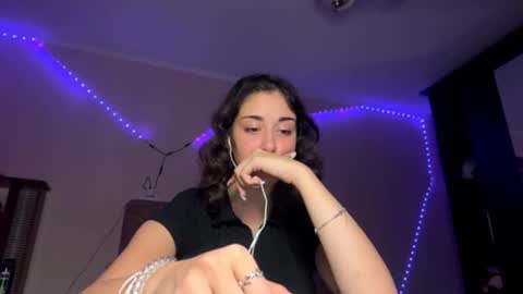 Shantel online show from October 29, 9:17 pm