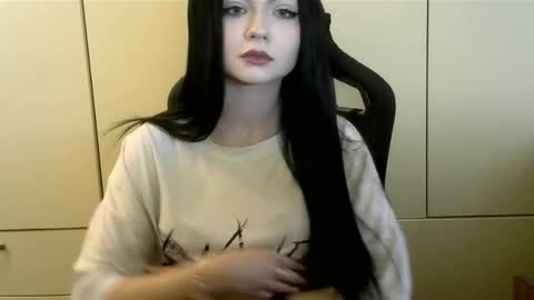Snapshot of sharellgilvin chatting on October 14, 2:30 pm Angie online show from October 14, 2:30 pm