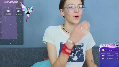 Snapshot of sharli_rose chatting on January 13, 3:36 pm Sharli online show from January 13, 3:36 pm