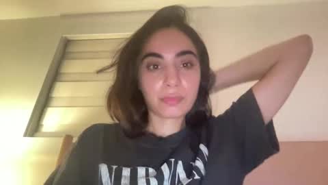 sharnn_b online show from November 17, 6:03 am