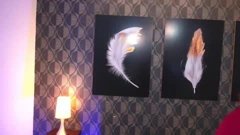 Sharom  online show from April 18, 7:07 pm