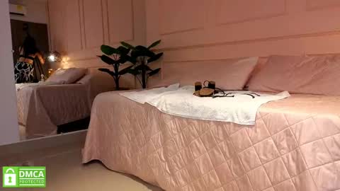 Sharon online show from October 24, 4:19 am